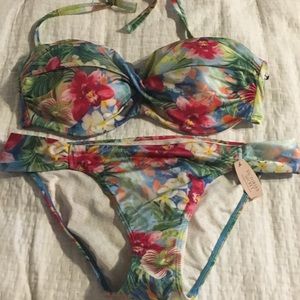 Victoria Secret bikini
